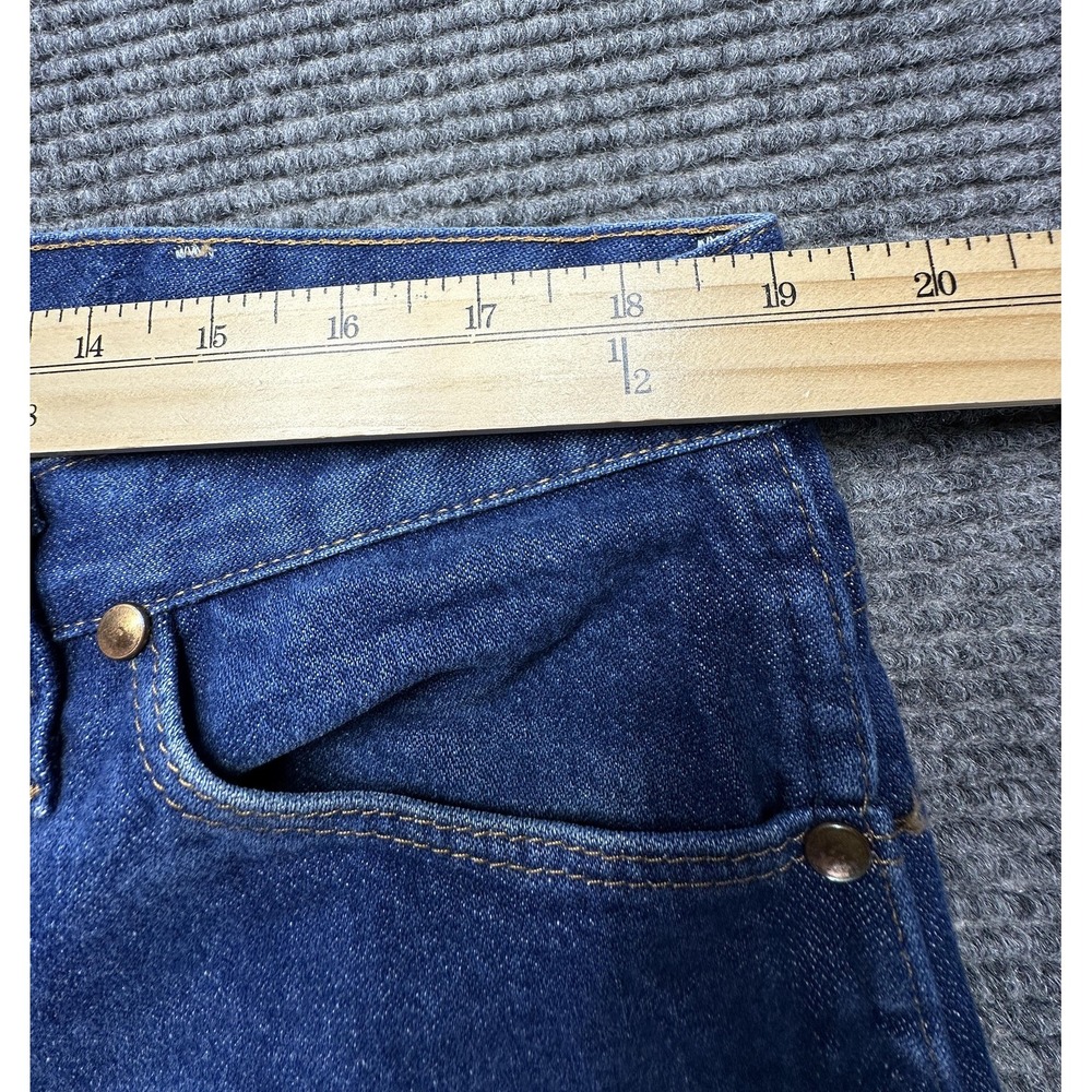 Wrangler Jeans Mens 40x30* Blue Straight Leg Denim Cotton Five Pocket Classic - Picture 3 of 8